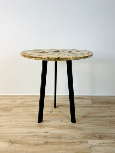 Barbord af Kabeltromle på Sort Stålstel