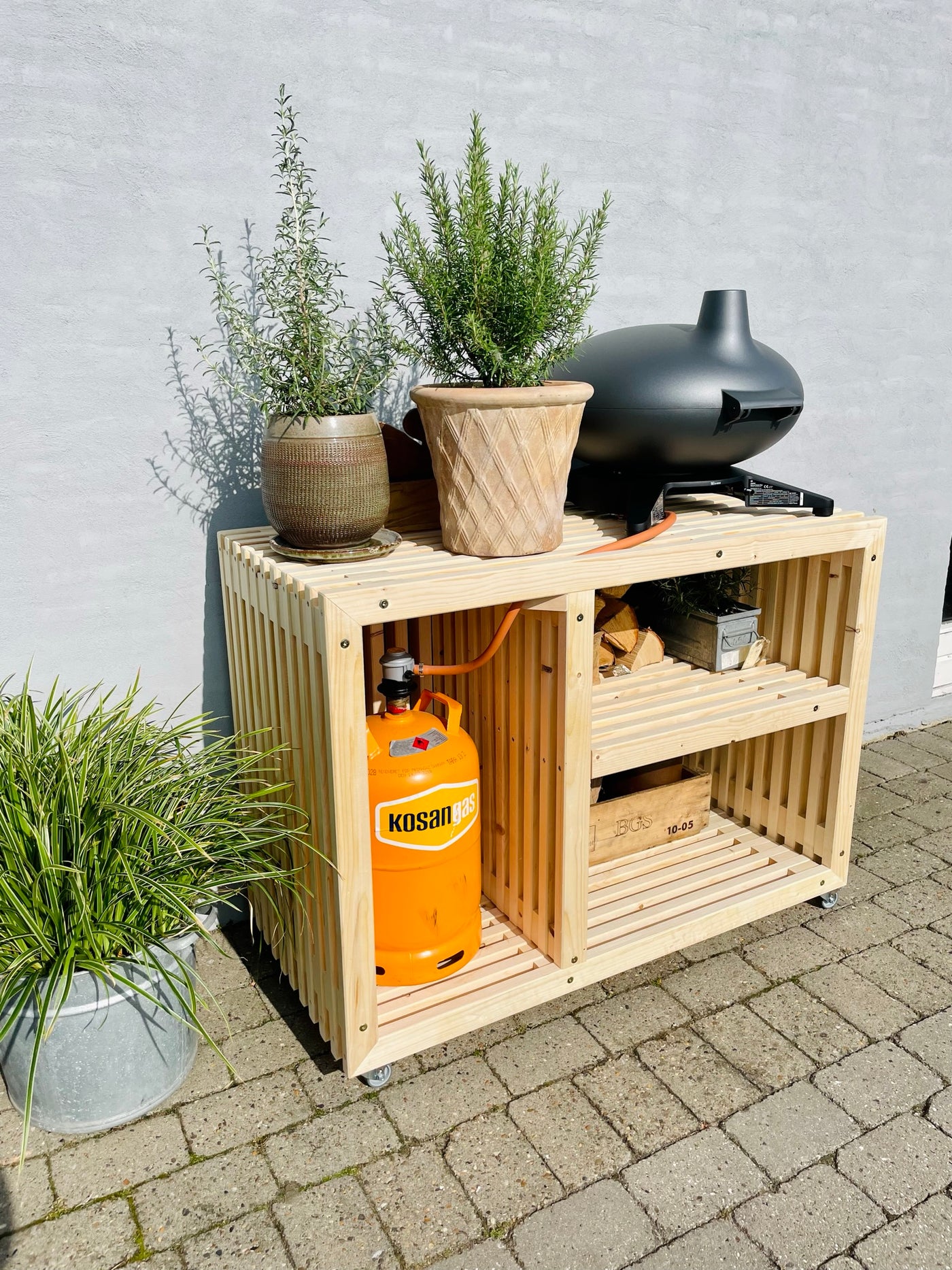 Grillbord med Gasflaskeskjuler