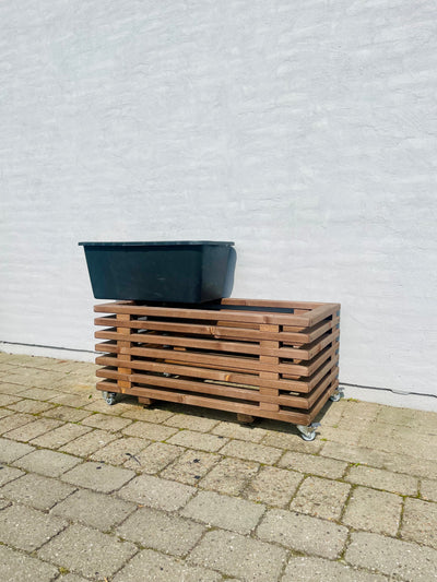 Plantekasse af Traller | Brunbejdset