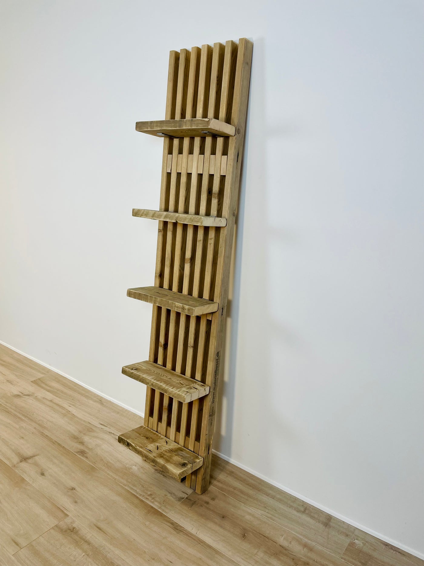 Vægreol af Brugte Traller