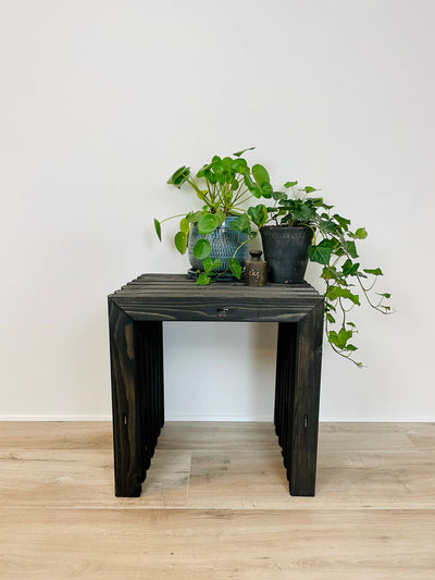 Skammel af traller | Sortbejdset