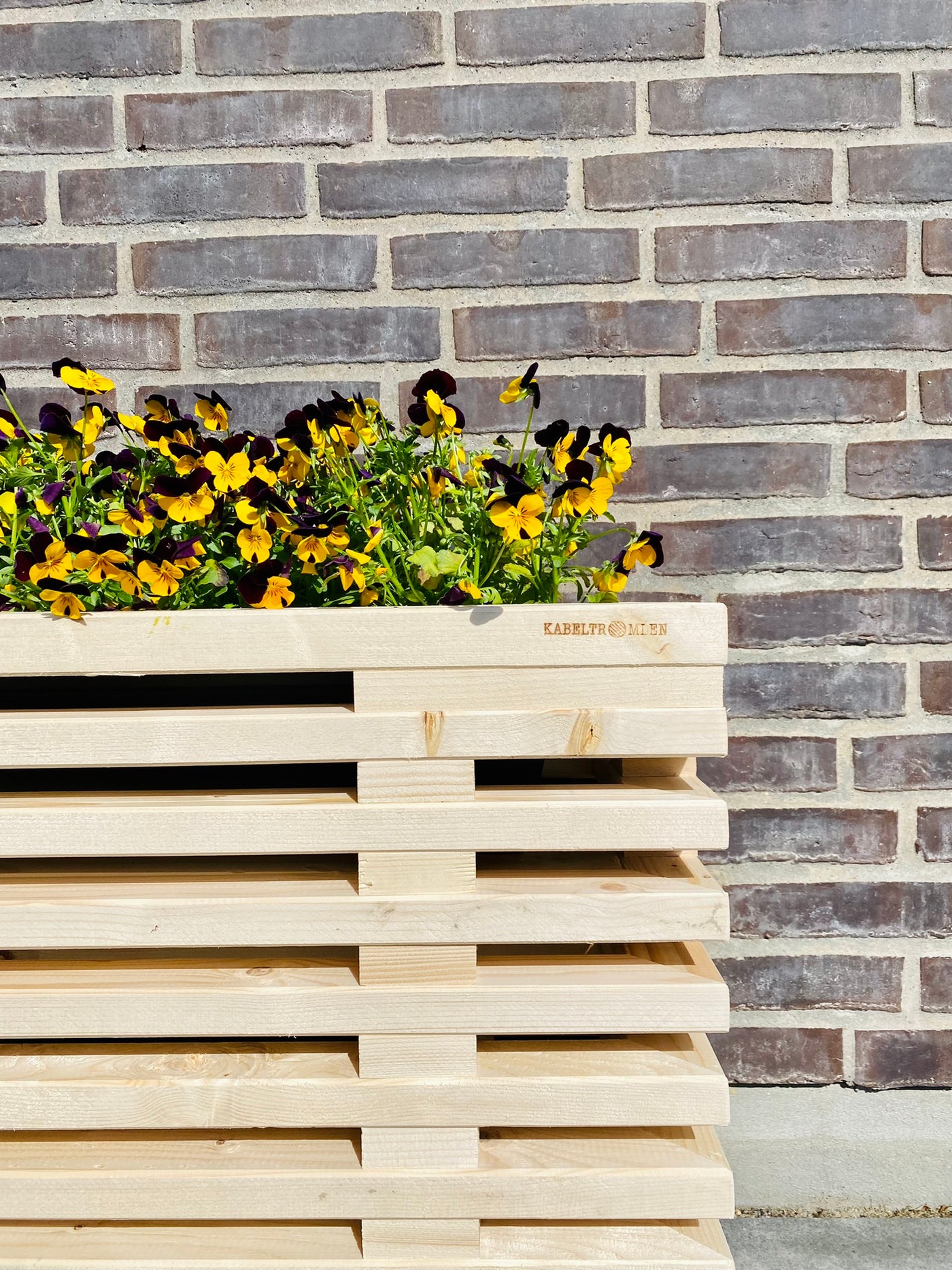 Blomsterkasse af Nye Traller