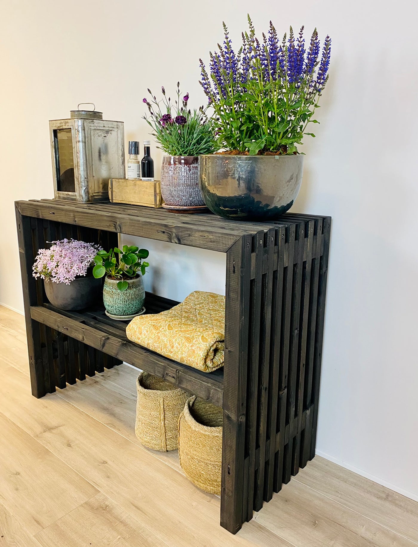 Plantebord af Traller | Sortbejdset
